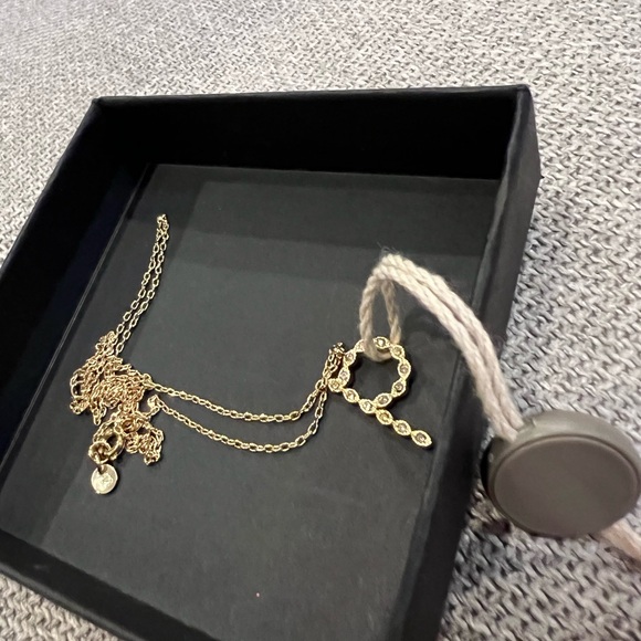 NEW Maje Rhinestone P initial gold necklace - Picture 8 of 10